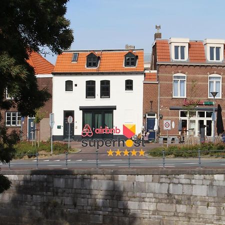 Modern Studio & Apartment Roermond Bagian luar foto